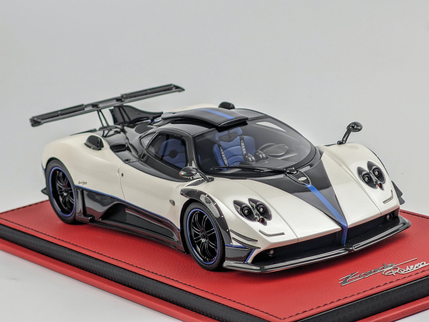 1/18 Pagani Zonda 760 Riviera Limited 100 pcs