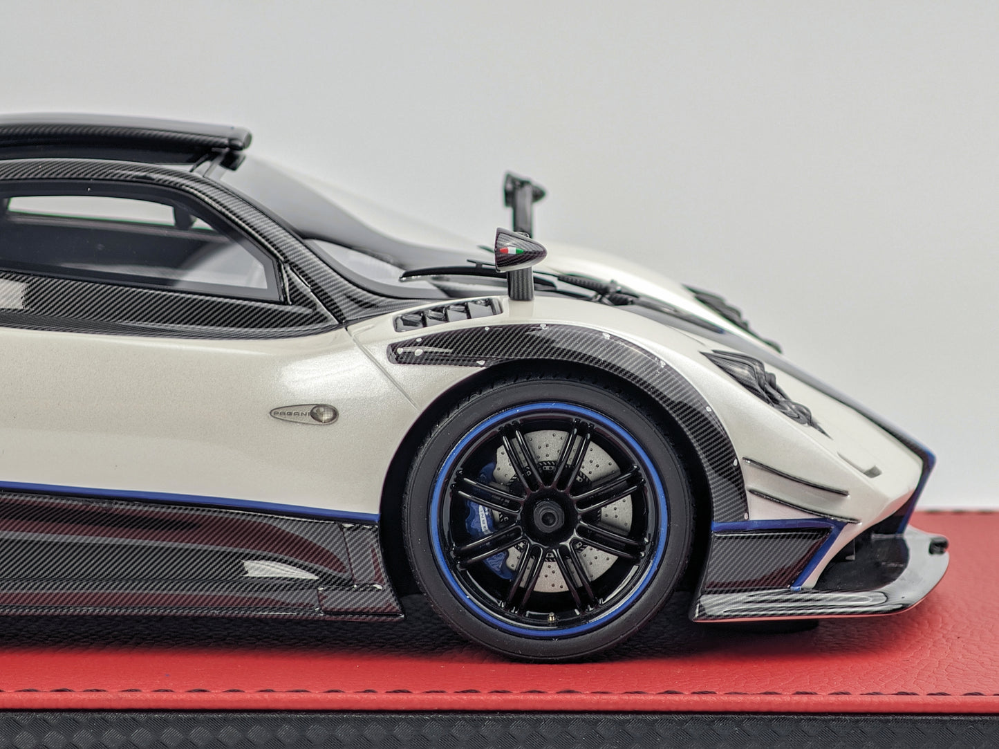 1/18 Pagani Zonda 760 Riviera Limited 100 pcs