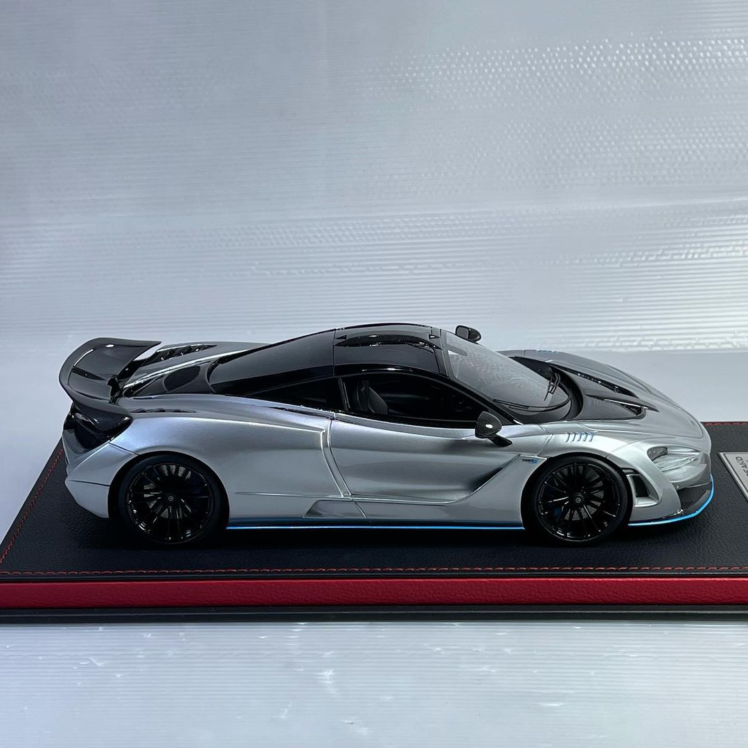 1/18 Novitec 720S N-Largo in Silver with Blue Stripes