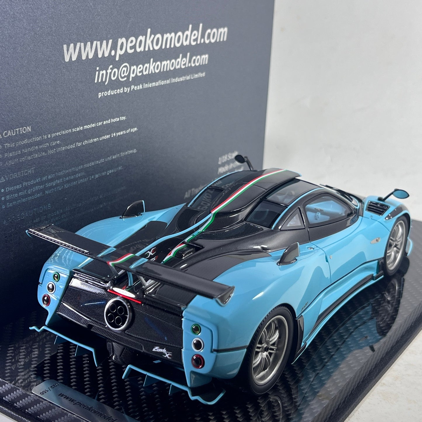 1/18 Pagani Zonda 760 RSJX Limited 100 pcs with Carbon Base Pre-order