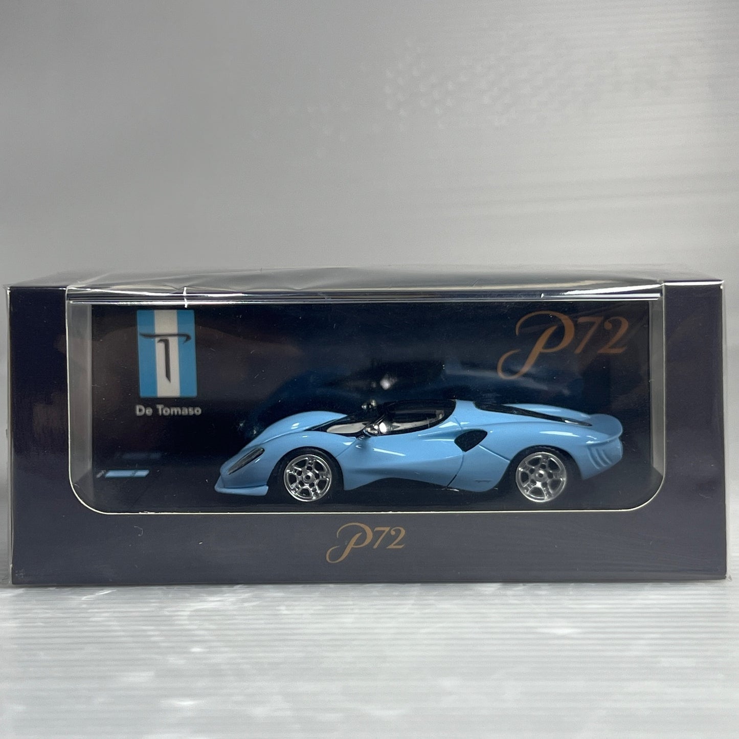 peako model 1/64 De Tomaso P72 2020 Baby Blue limited 500 pcs side
