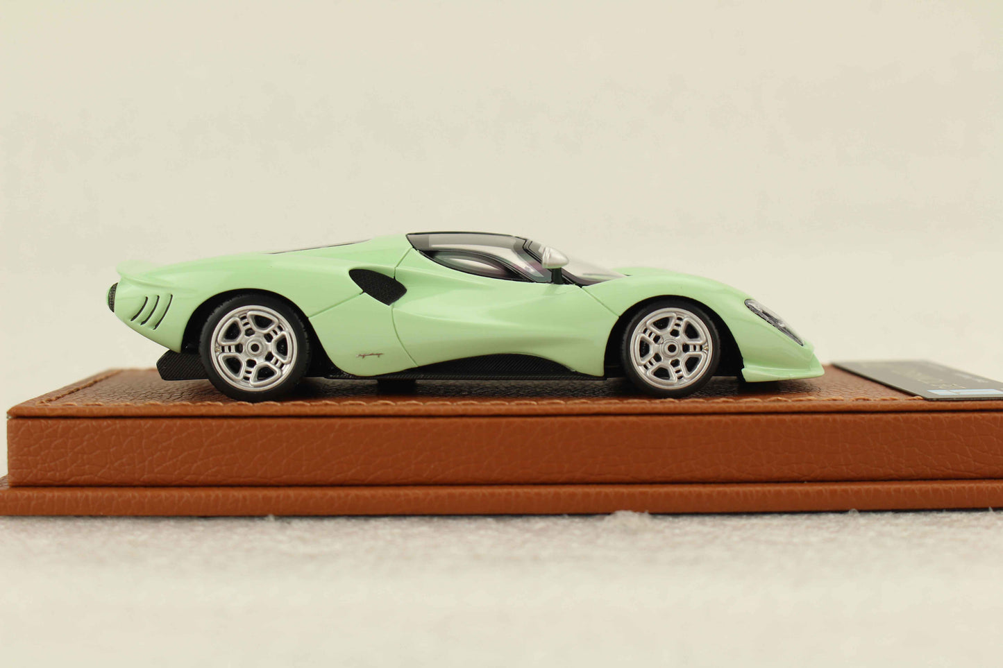 1/43 De Tomaso P72 2020 Green Pistachio Limited 50 pcs