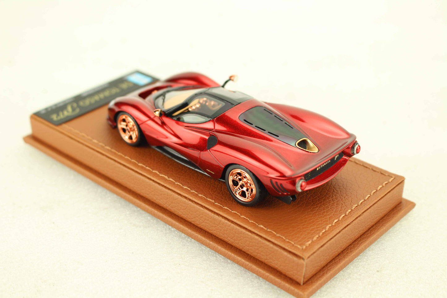 1/43 De Tomaso P72 2020 Soul Red Metallic Limited 100 pcs