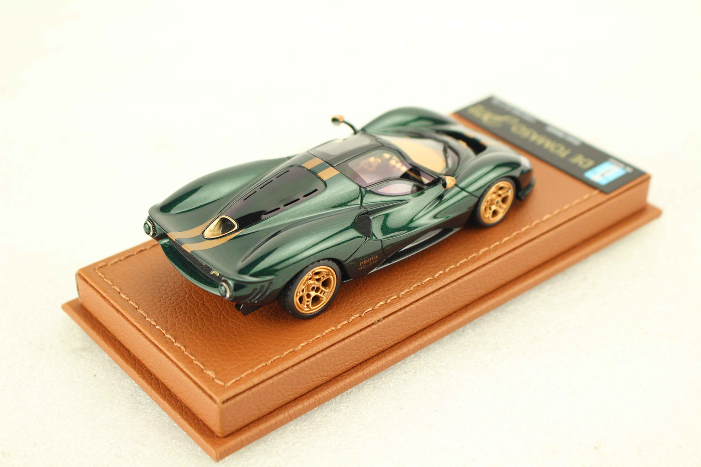 1/43 De Tomaso P72 2020 Green Metallic Limited 100 pcs