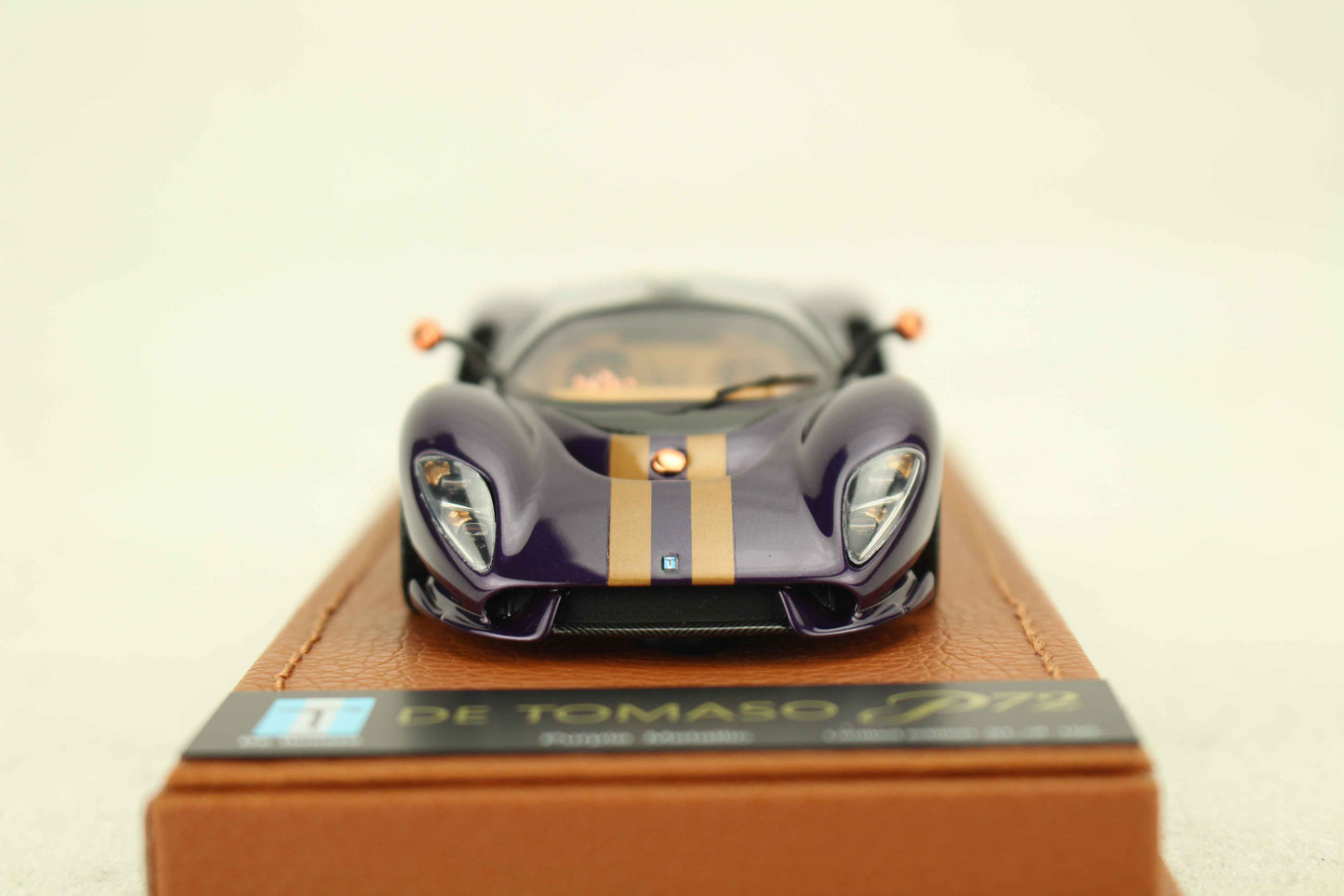 1/43 De Tomaso P72 2020 Purple Metallic Limited 100 pcs