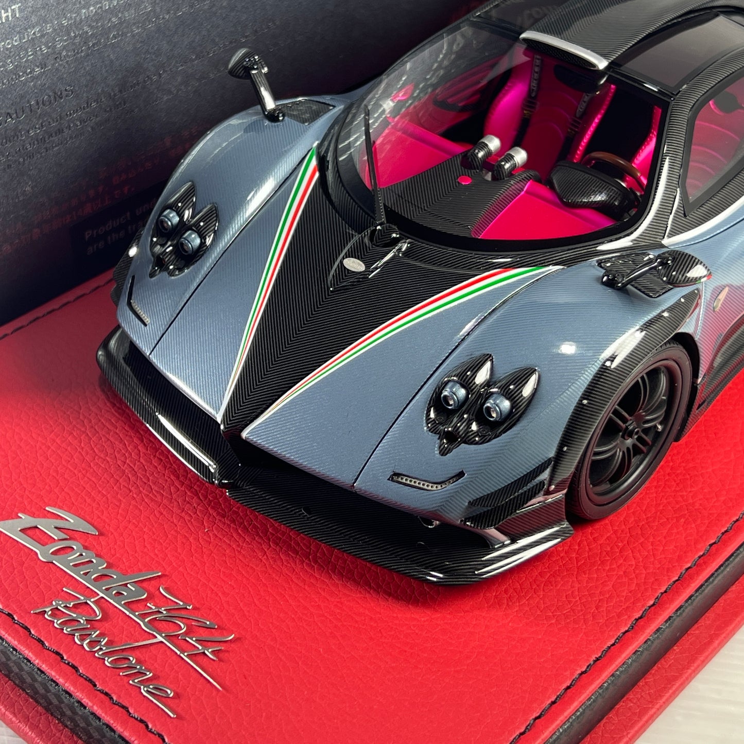 1/18 Pagani Zonda 764 Passione Limited 100 pcs