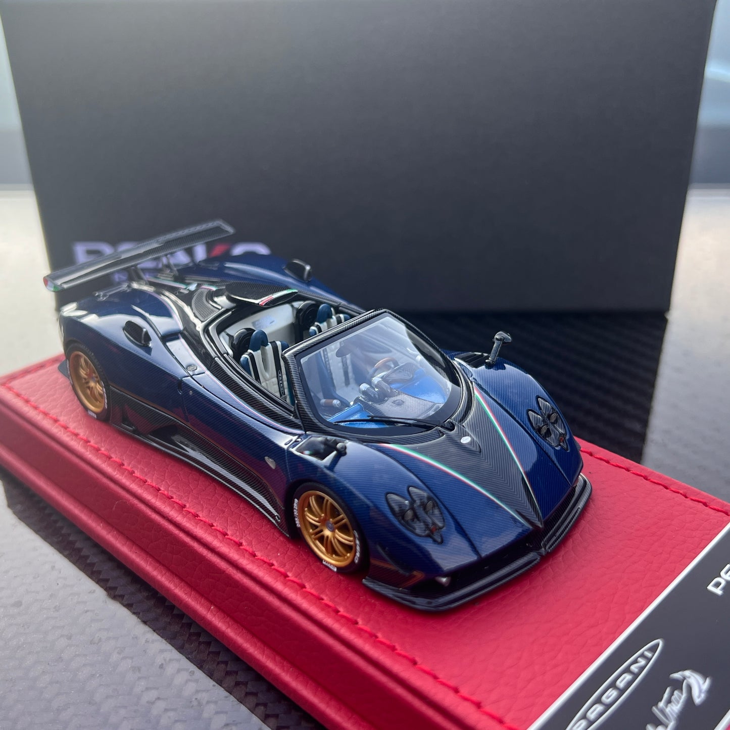 1/43 Pagani Zonda 760 Roadster UNICA Blue Carbon Pre-Order