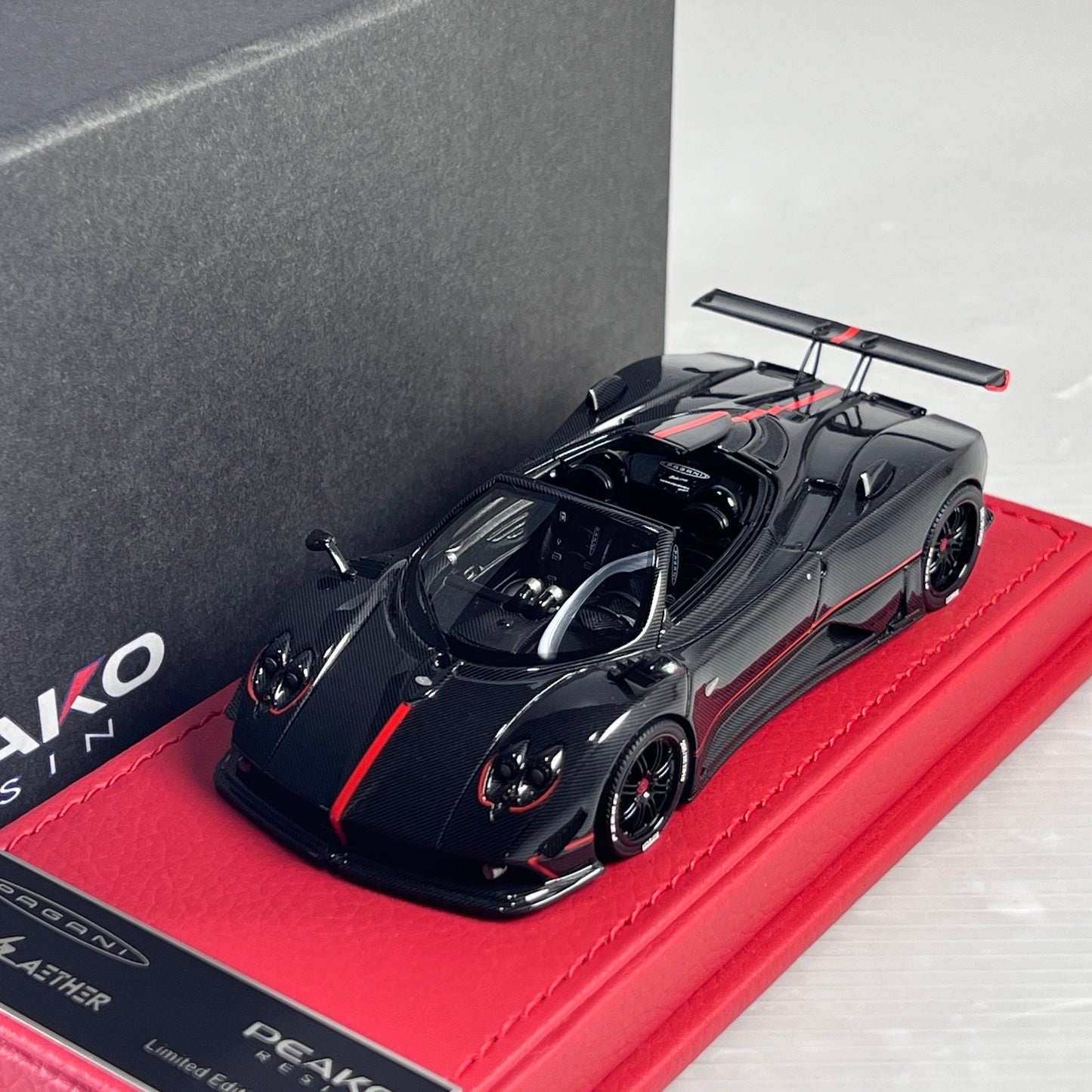 1/43 Pagani Zonda 760 Roadster Aether Full Carbon pre-order