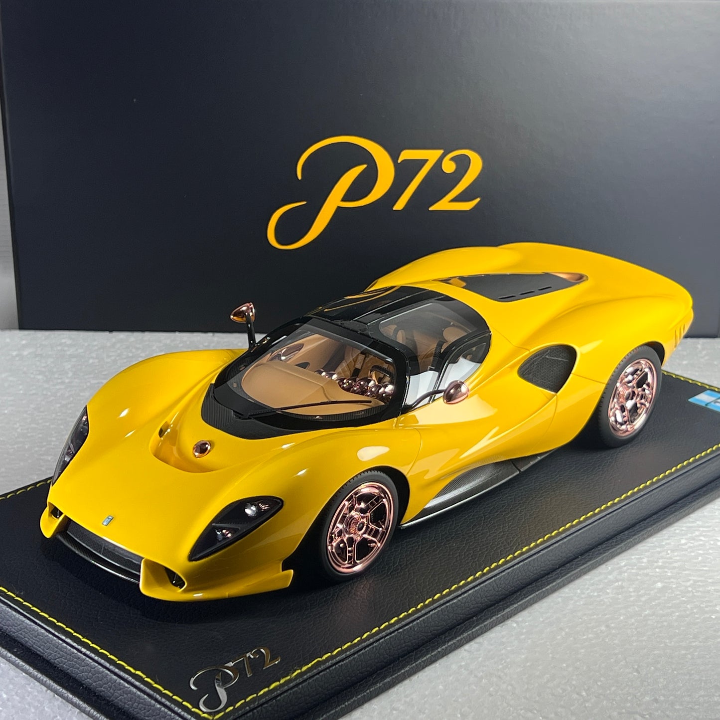 1/18 De Tomaso P72 2024 Yellow