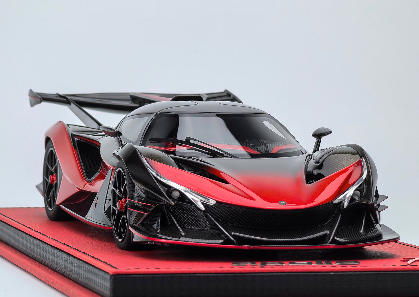 1/18 Apollo IE Red Dragon Limited 300 pcs