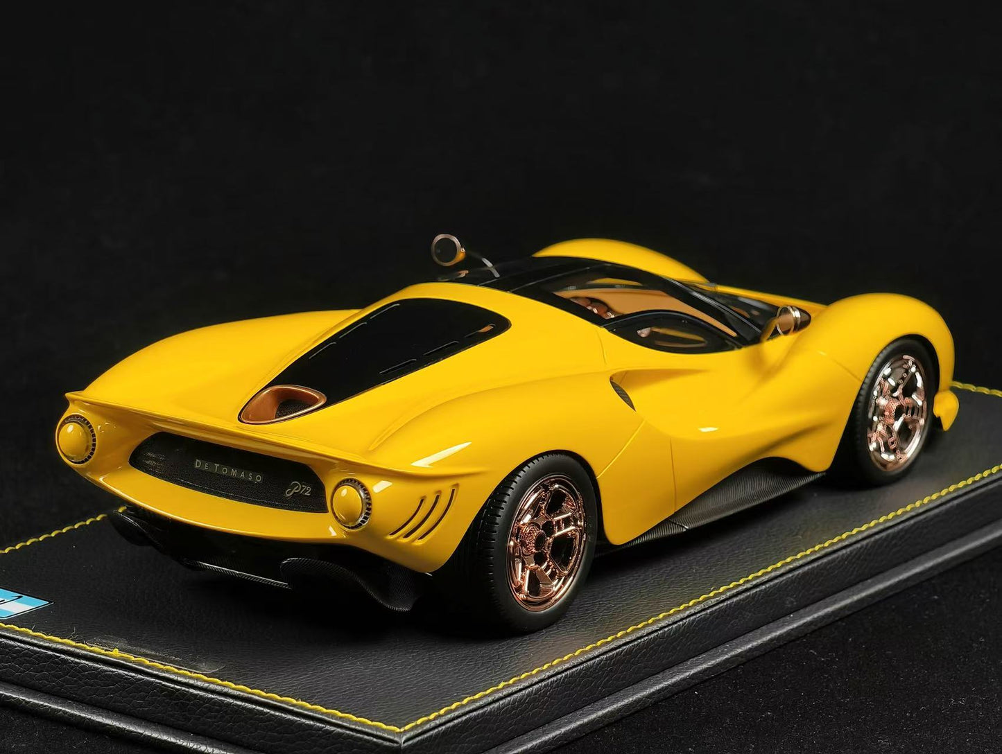 1/18 De Tomaso P72 2024 Yellow