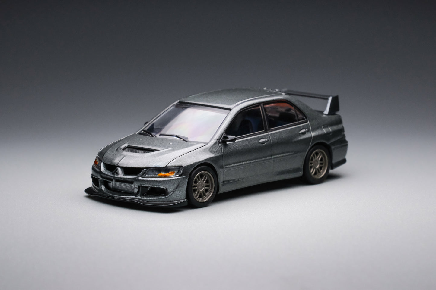 1/64 Mitsubishi Lancer Evlolution VIII MR Silver