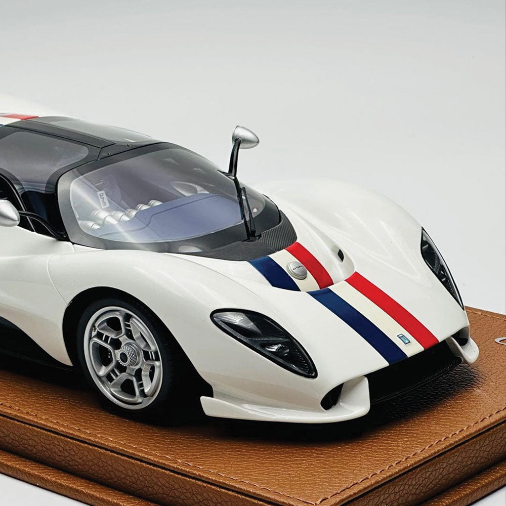 1/18 De Tomaso P72 2020 Gloss White