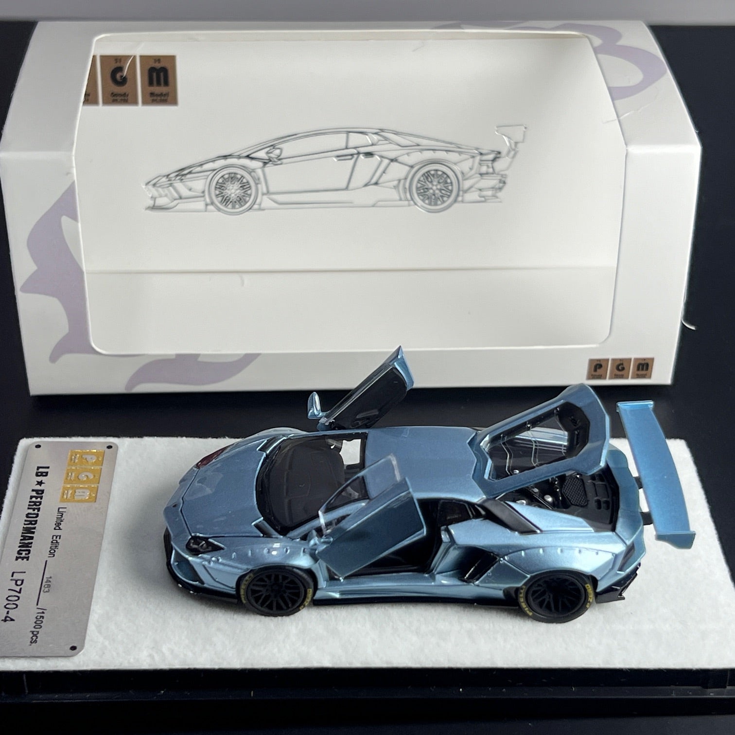 1/64 PGM LBWK Aventador LP700-4 Ice Blue Limited 1500 pcs