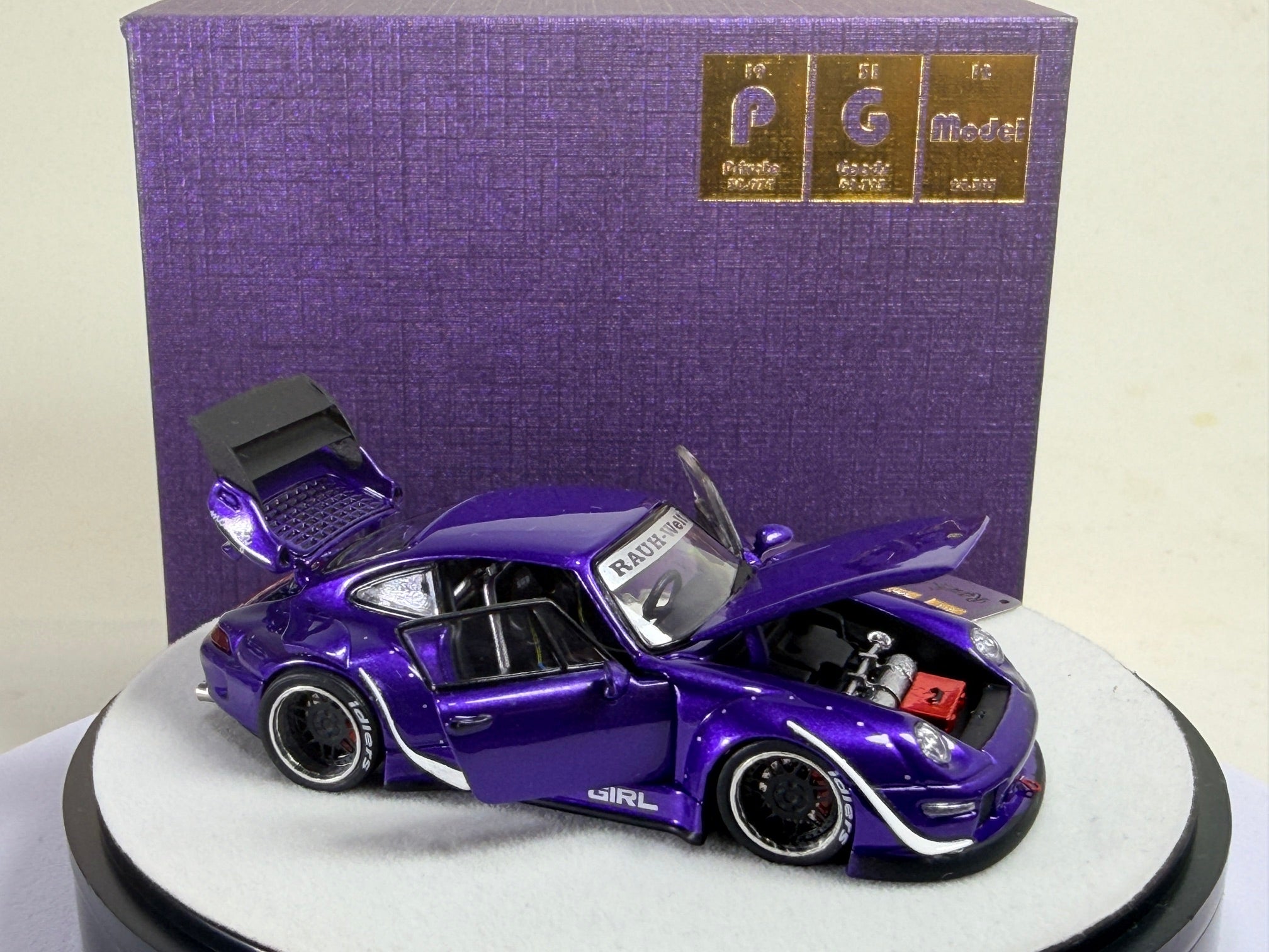 1/64 Scale PGM RWB 993 Purple Round Box Luxury Version | Peako Model
